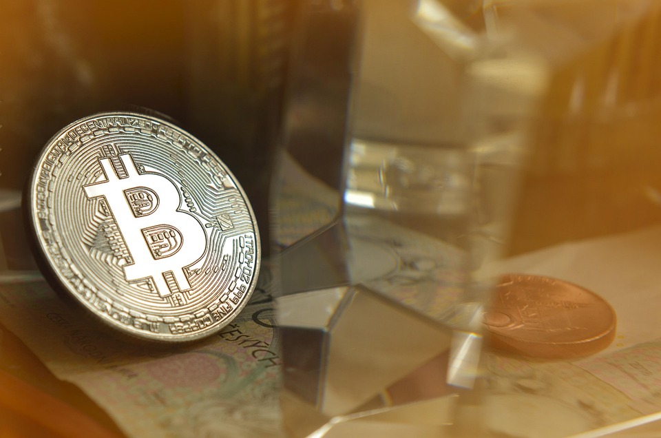 普京宣布俄乌战争复活节停火30小时！比特币涨破8.5万美元
